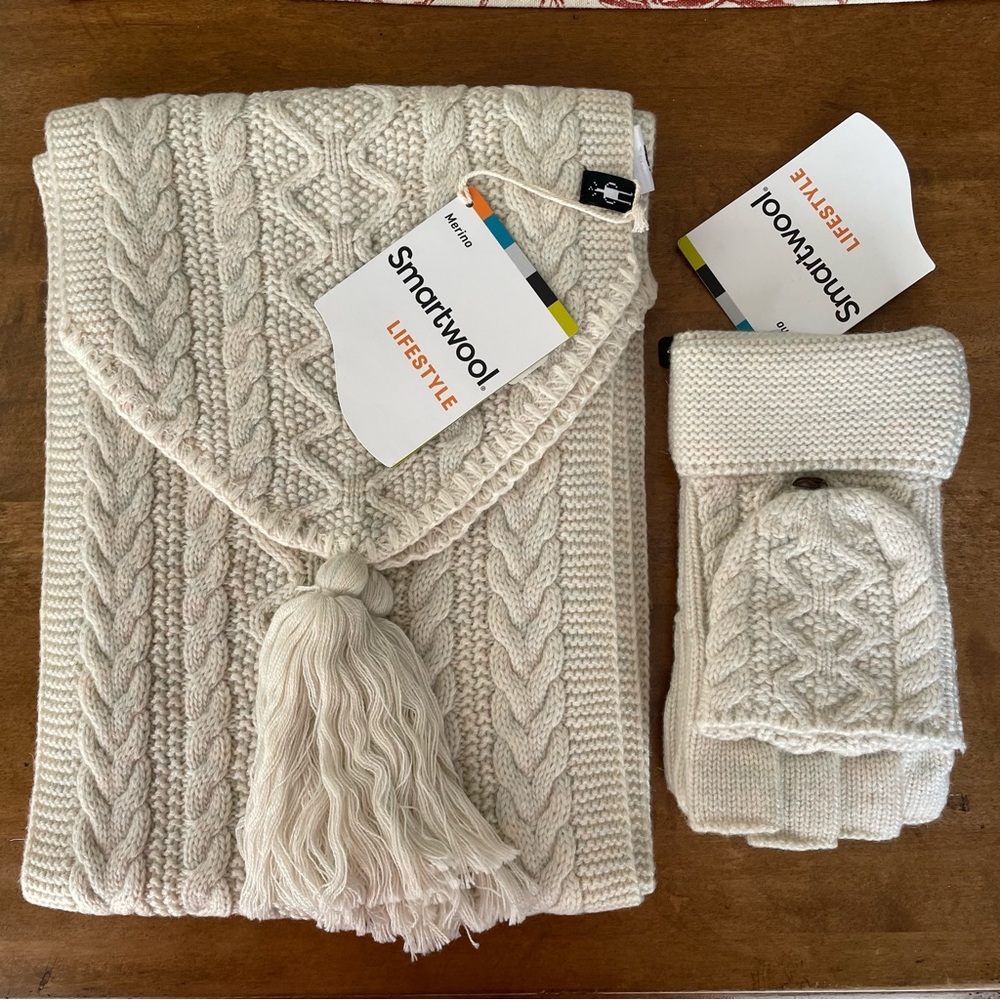 Smartwool Bunny Slope Scarf and Flip Mittens Moonbeam Heather NWT